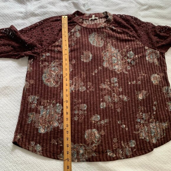 NEW Maurices long sleeve lace cutout detail pullover stretch top shirt - Picture 10 of 10